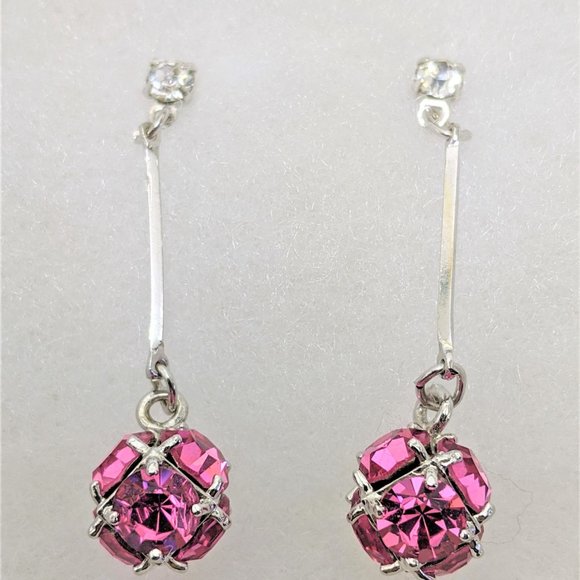 Pink Cubic Zirconia earrings in Sterling Silver - Picture 2 of 3